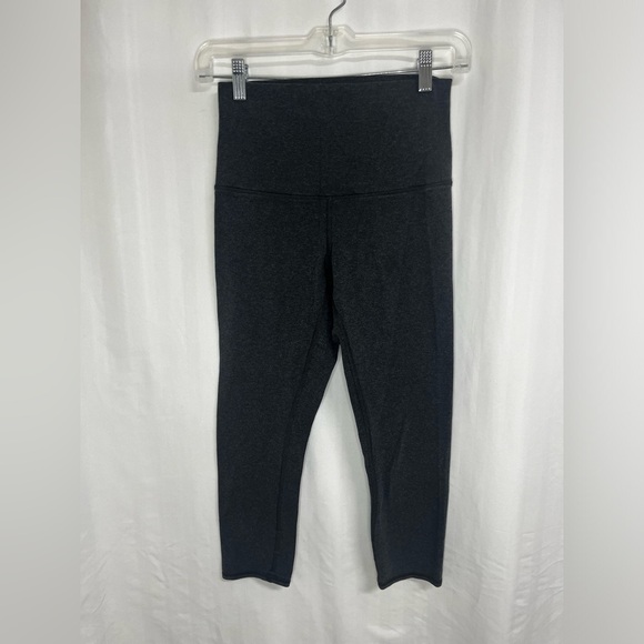 Lululemon Wunder Under Crop III
Heathered Black role down - Picture 3 of 6